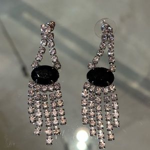 Vintage black &white rhinestone Chandelier earrings